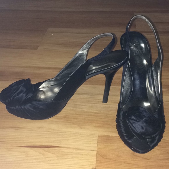 Black Satin Peep-toe Heels by Marciano Gwnisadora - Picture 2 of 4
